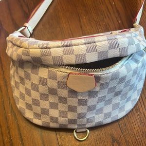 Checkered belt bag